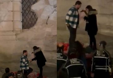 Sa demande en mariage tombe à l'eau