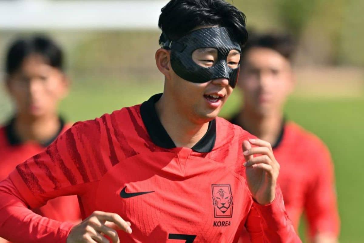 joueurs foot qatar coupe du monde masque (2)