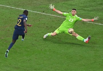 emiliano martinez arrêt randal kolo muani finale coupe du monde argentine france