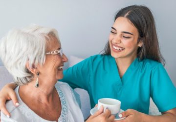 auxiliaire de vie vol personne âgée france