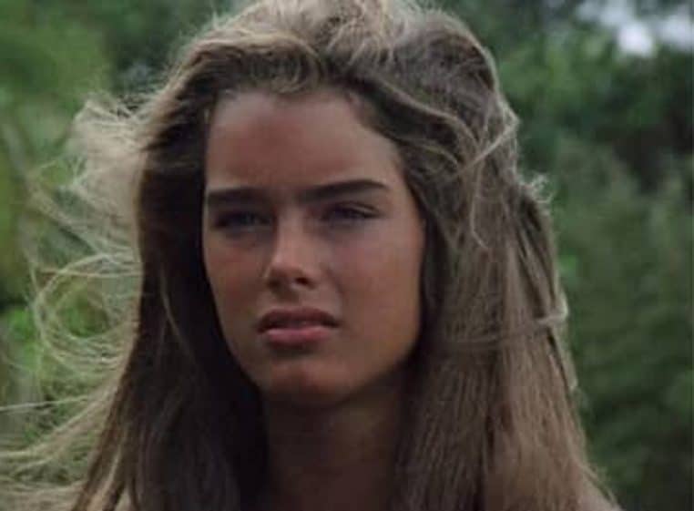 « C’était comme une bagarre… » : Brooke Shields se confie sur la terrible nuit où elle a été violée