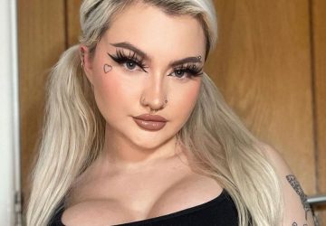 Lowri Rose