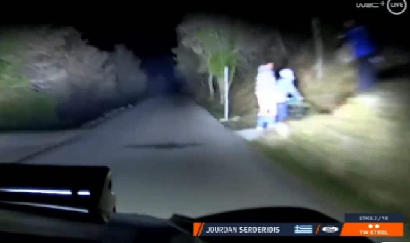 Rallye de Monte-Carlo : un couple surpris en plein ébat par la caméra embarquée d'un pilote