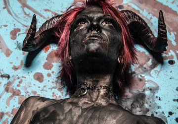 Le « Nostradamus vivant » assure que l'Antéchrist va revenir en 2023