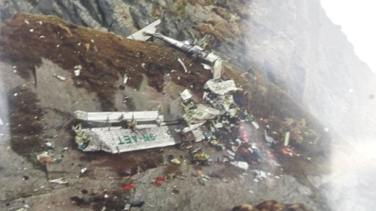 nepal crash avion mort accident
