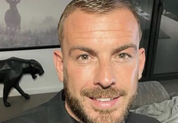Julien Bert désespéré ? Son mannequin surnommé Mélanie scandalise les internautes