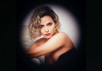Clara Morgane interview maman 50 inside