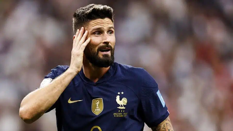Giroud equipe de france football carrière retraite