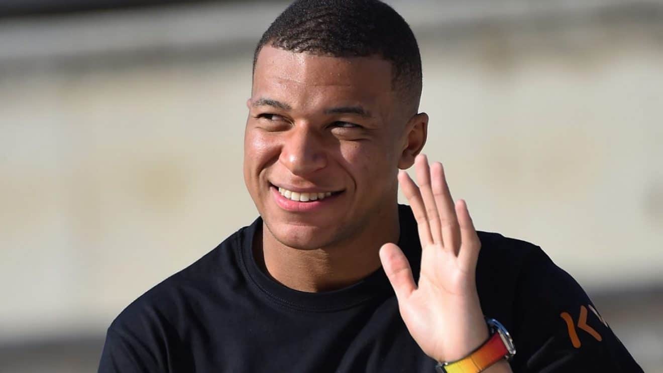 Kylian Mbappé recalée par une candidate de télé-réalité Il est pas archi beau