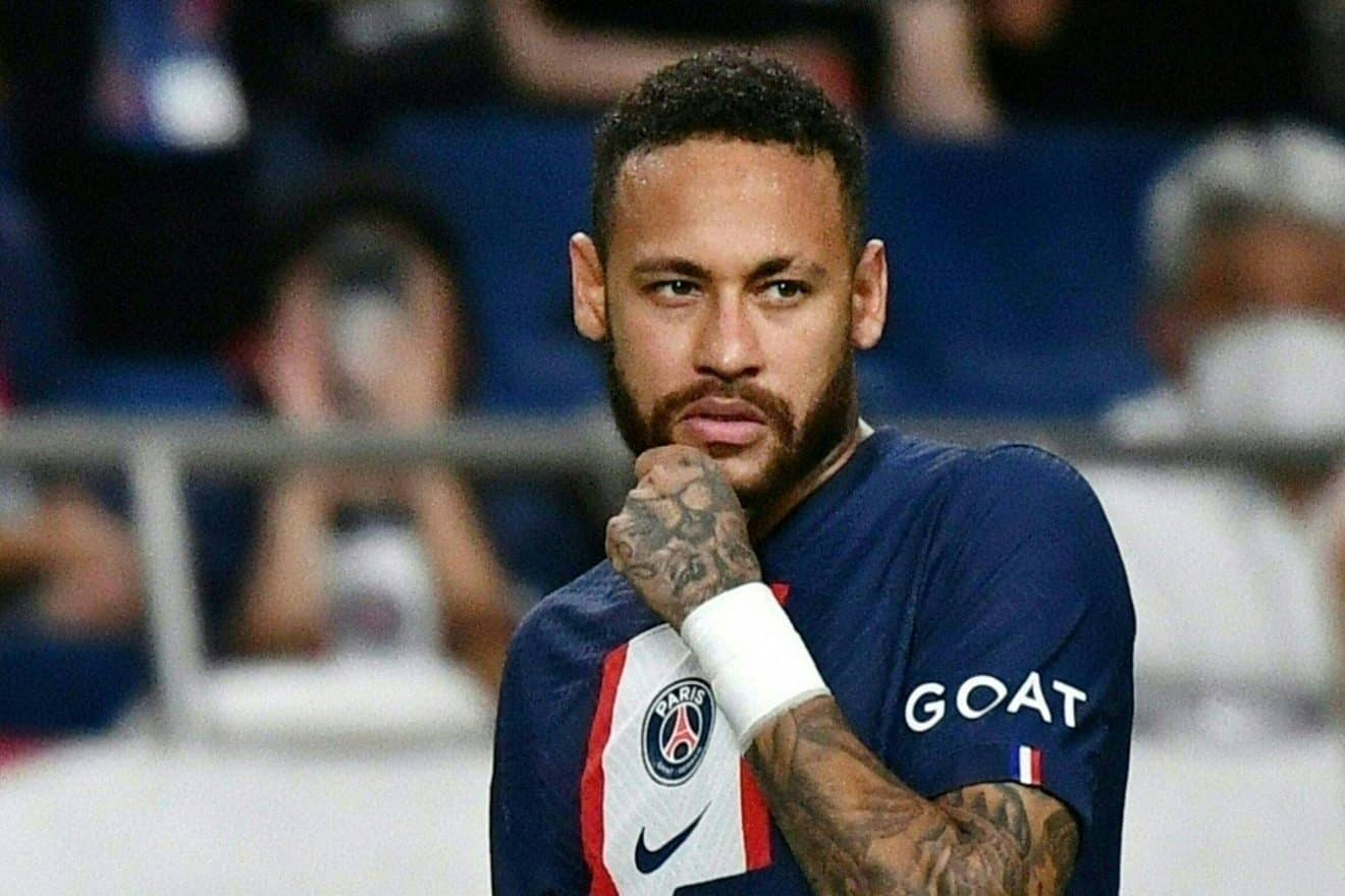 Neymar football psg blessure lille cheville
