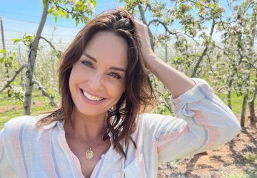 Julia Vignali d'humeur taquine