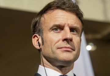 macron bezos (2)