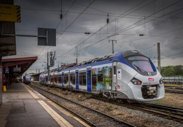 Un passager menace de faire sauter le train