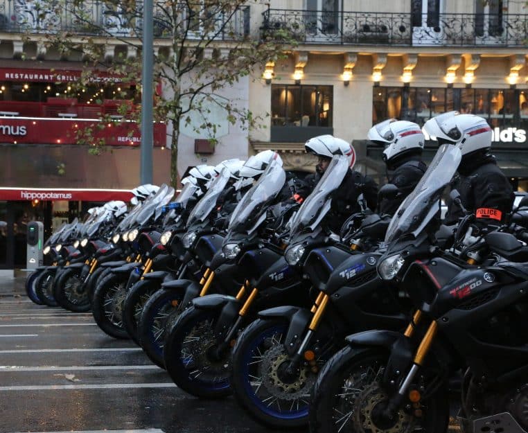 BRAV-M police france politique sécurité pétition dissolution assemblée nationale 