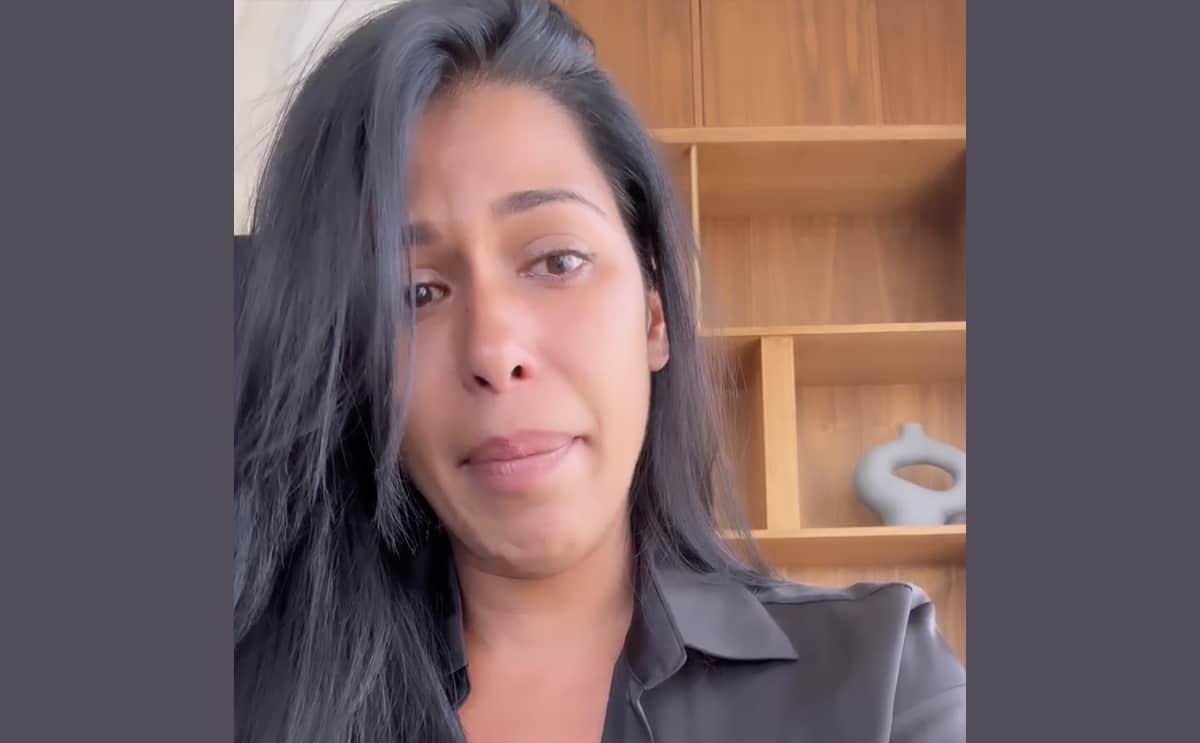 Ayem Nour enfant passeport Maroc vidéo larmes Instagram