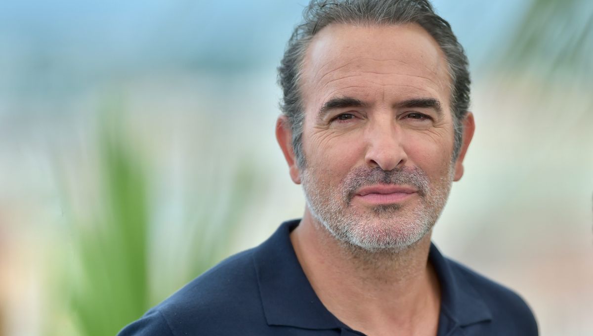 Jean dujardin polémique france acteur cinéma twitter c à vous