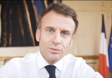 Emmanuel Macron vacances ski séjour débat