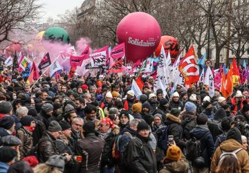 Grève manifestation france politique réforme des retraites 2023 syndicats