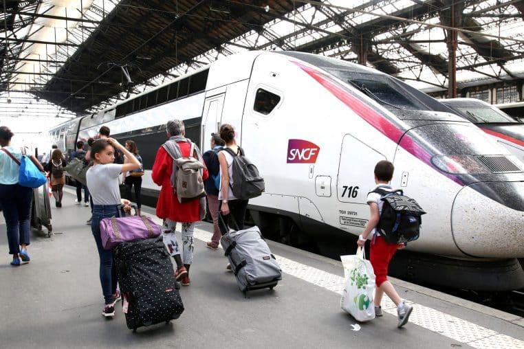SNCF trains train argent france trajet voyage paris budget