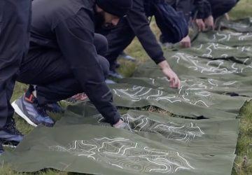 Islam : Adidas et Wiggle UK vont sortir des tapis de prière d'extérieur pour les randonneurs