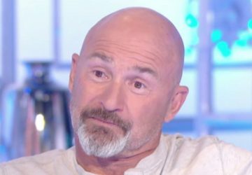 Vincent Lagaf relate la fois où sa mère a fait partie de l'émission Ya qu'la vérité qui compte, une expérience malheureuse