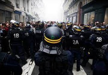 Un CRS met fin à ses jours