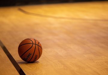Un joueur de basket atteint d'une tumeur