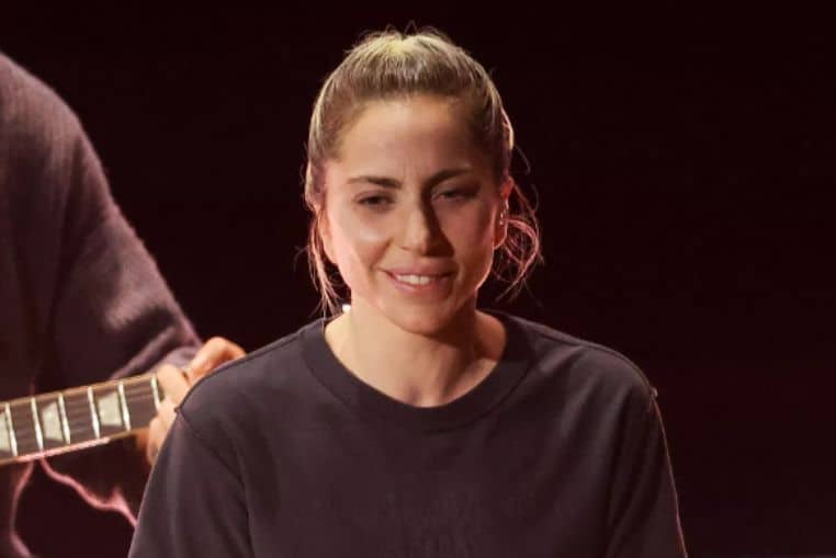 lady gaga oscars sans maquillage (1)