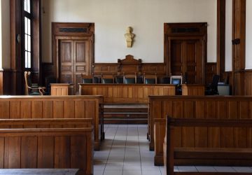 pere-incestueux-suicide-tribunal