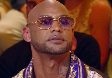 Booba fustige Maeva Ghennam qui a publié une photo d'elle voilée sur Instagram