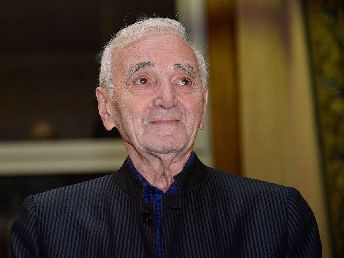 Charles Aznavour son fils Mischa s’exprime sur le biopic de son père