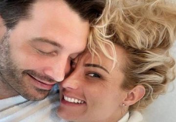 La romance plane entre Bertrand et la belle Élodie Gossuin (Photo)