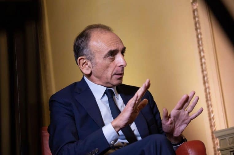 Éric Zemmour visé par une plainte pour "apologie du crime" après que des mineurs aient été renversés en scooter