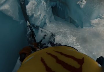 La vidéo impressionnante d'une chute d'un skieur dans une énorme crevasse