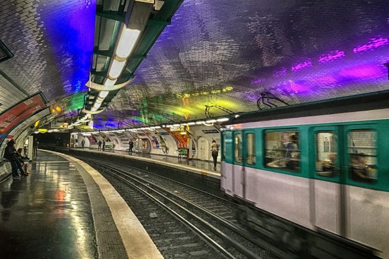Accident mortel dans le métro parisien