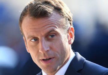 emmanuel macron demissionner (2)