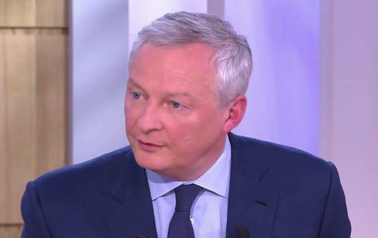 Après les railleries sur un passage sensuel de son livre, Bruno Le Maire prend la parole