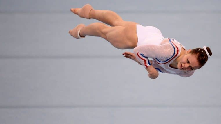 gymnastique maltraitance france sport scandale amélie oudea-castera politique enquête