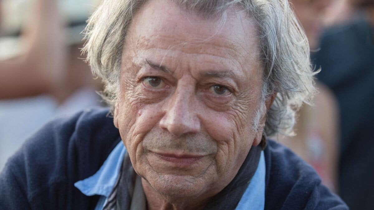 « Face de rat » Jordan De Luxe violemment insulté par un célèbre chanteur, il répond cash « Face de rat » Jordan De Luxe violemment insulté par un célèbre chanteur, il répond cash