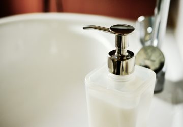 Du savon fait à partir de lait maternel, la toile divisée sur le sujet