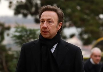 Stéphane Bern rend un bouleversant hommage à son frère décédé tu es parti trop tôt