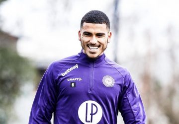 Après avoir refusé de porter un maillot contre l'homophobie, Zakaria Aboukhlal prend la parole