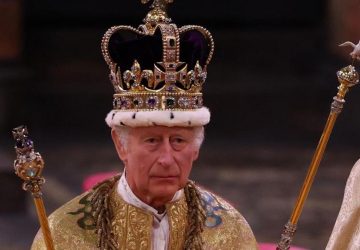 charles III idee vieux jeux plus jeune