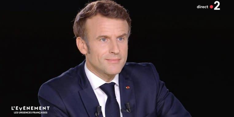 emmanuel macron arnaque sms deja reu