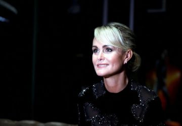 laeticia hallyday video polemique plage