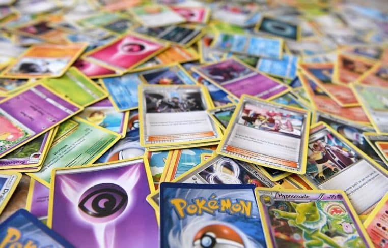 meurtre cartes pokemon