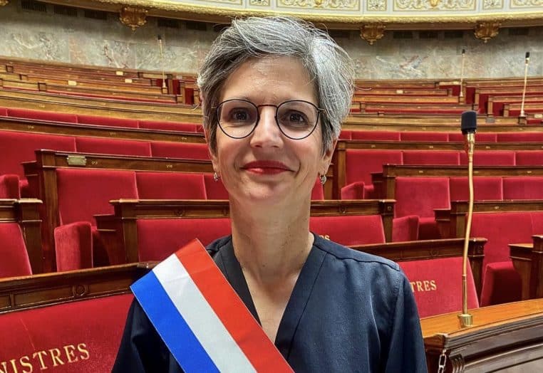 "J'ai failli en finir" : Sandrine Rousseau au bord du suicide ?