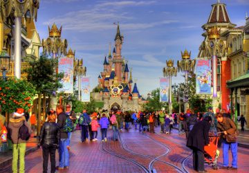 Elle raconte son expérience désastreuse à Disneyland Paris