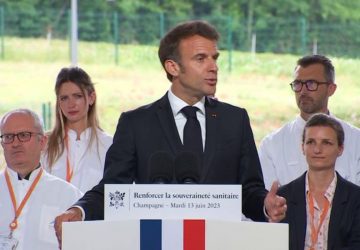 emmanuel macron sante ardeche (2)