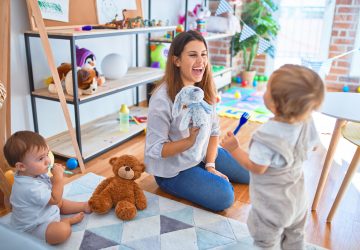 Crèche : elle coupe les cheveux des enfants